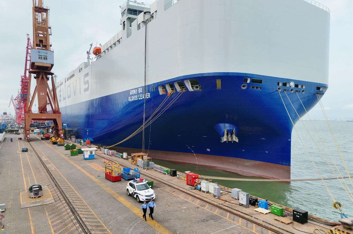 超能装的“海上立体车库”来了——海上国际货物运输代理的新篇章